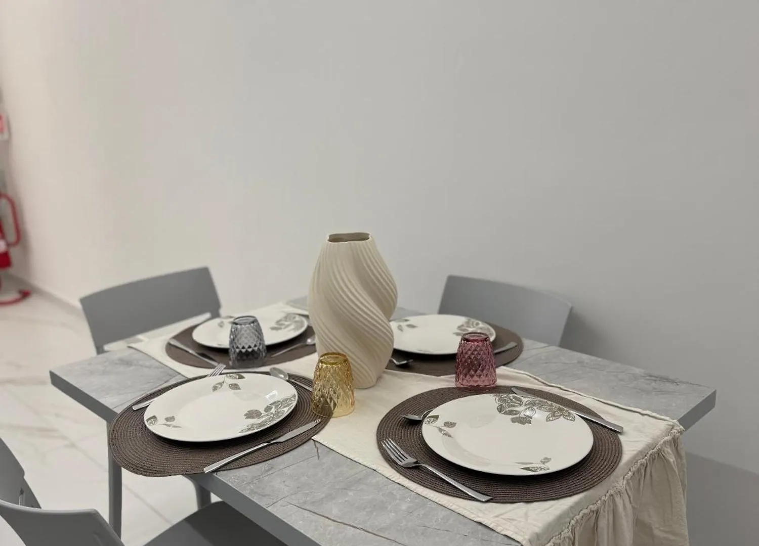Miranapoli Suite